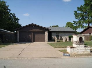 7633 Bermejo Rd, Fort Worth, TX 76112