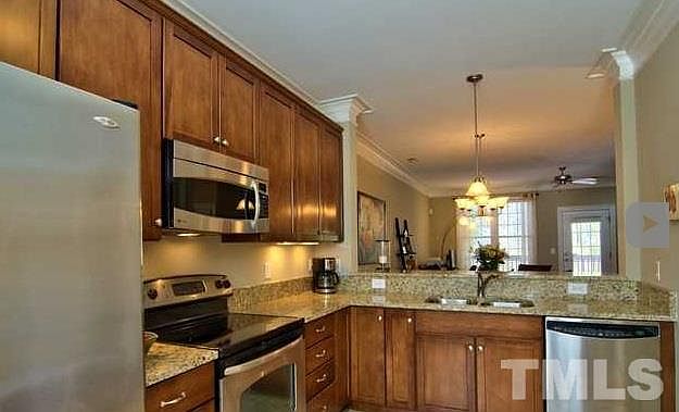 2nd image of 116 Tressel Way
