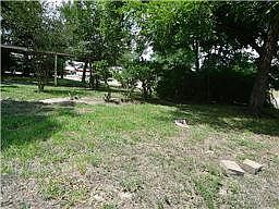 3rd image of 3610 Oak Forest Dr