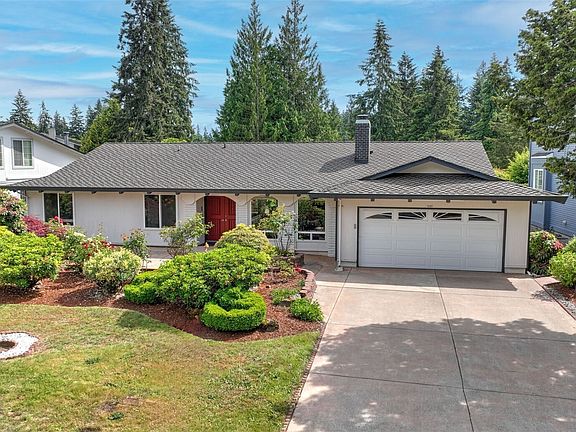 2nd image of 14121 SE Fairwood Boulevard