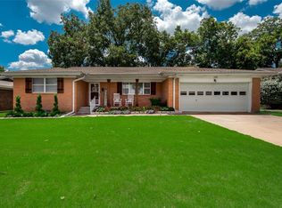 5420 Ira St, Haltom City, TX 76117