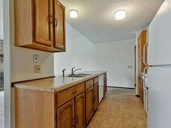 5th image of 3155 N Brookfield Ct