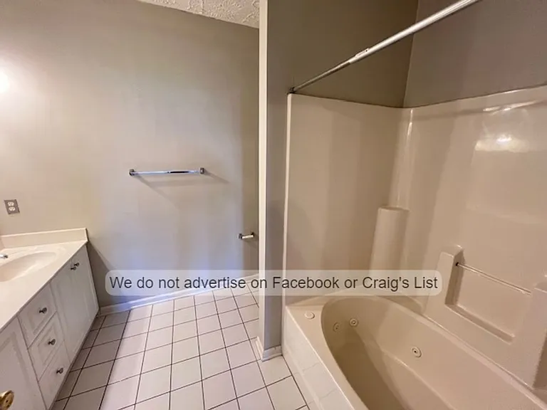 4010 Bardstown Ct #202 — Photo 12