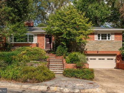 5905 Osceola Rd, Bethesda, MD, 20816