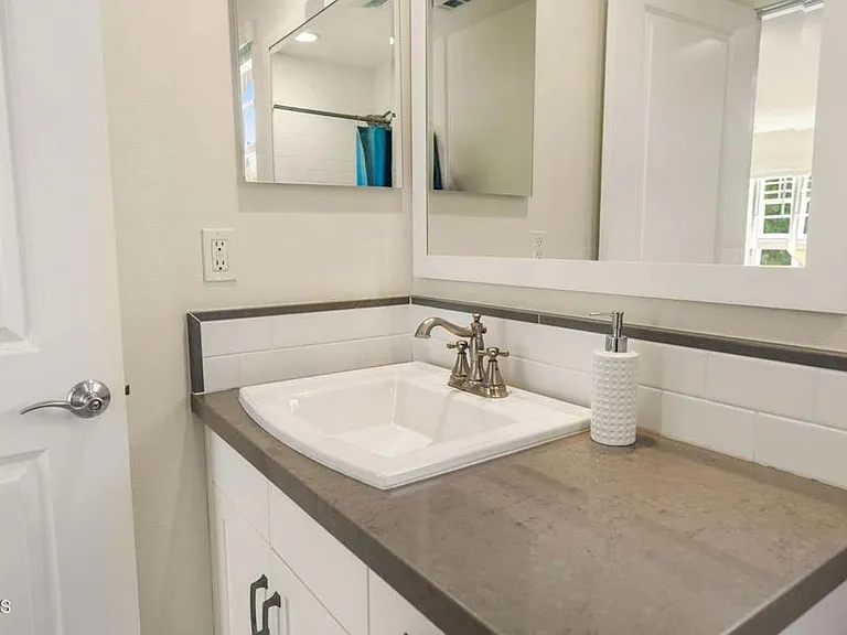 11572 Oakcrest Ave — Photo 14