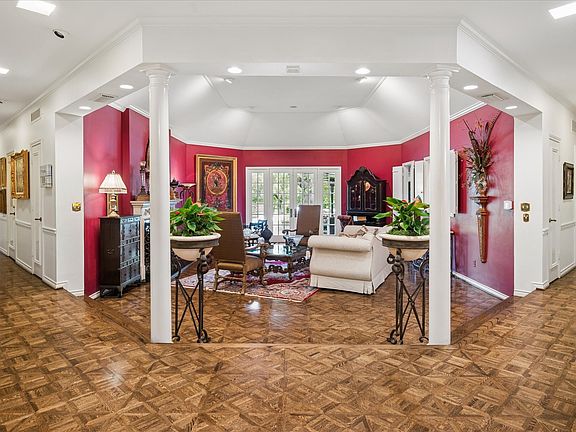 5th image of 7276 Lupton Cir