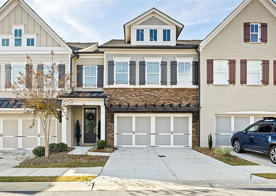 1st image of 205 Bellehaven Pl