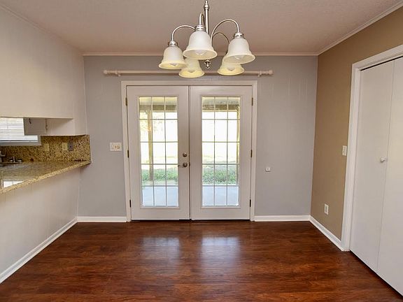 4th image of 1932 S Borel Dr