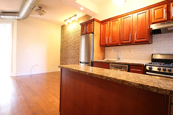 Rented by Flight of Fancy Realty Group | media 9