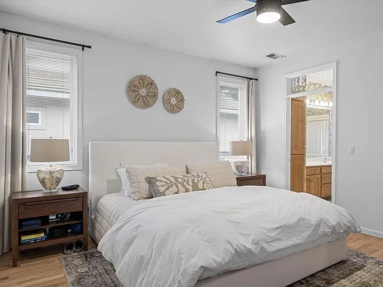 747 Eastridge Dr — Photo 11