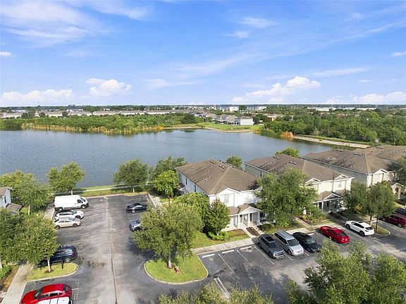 3rd image of 4755 SOMERSET HILL LANE