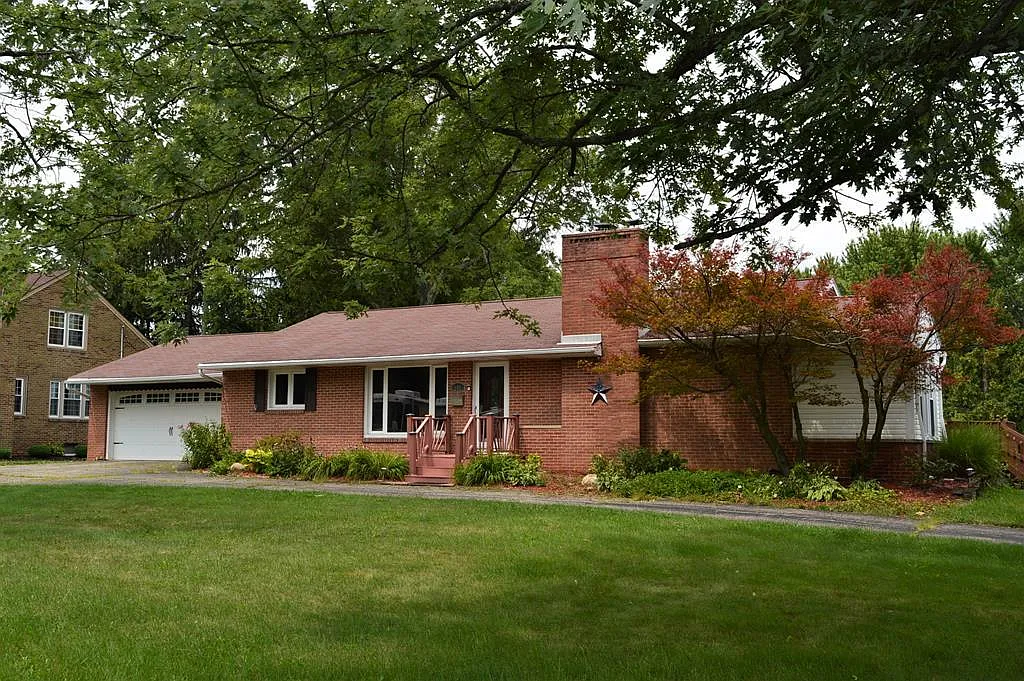 540 W Cook Rd photo 1