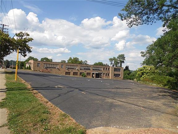 2nd image of 1125 Romine Ave