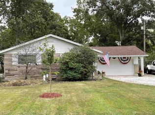 1102 N Richmond St, Hartford City, IN 47348