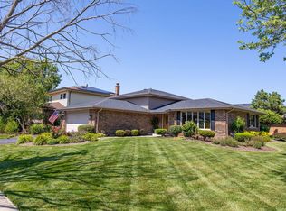17207 Valley Dr, Tinley Park, IL 60487