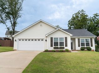 102 Hickory Rock Ln, Greer, SC 29651