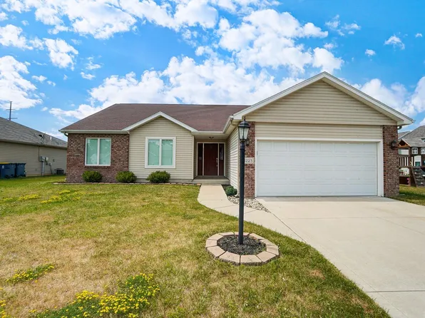 15223 Towne Park Run, Huntertown, IN 46748