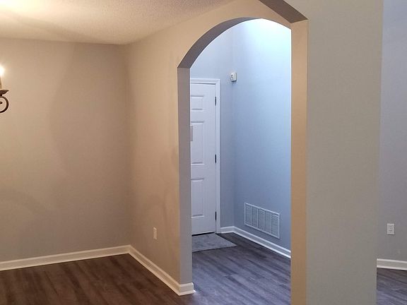 3rd image of 8241 Grayce Dr