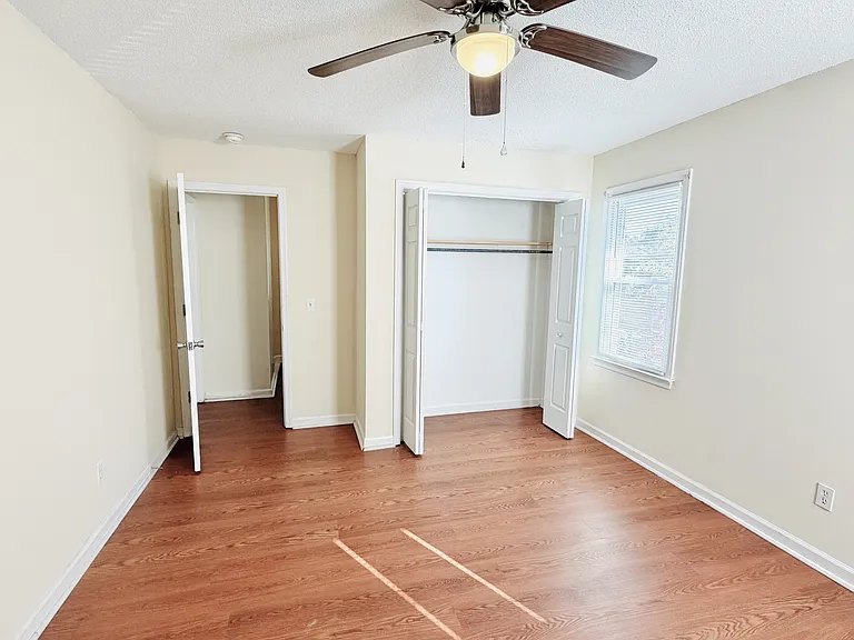 42 N Crossing Ct — Photo 18