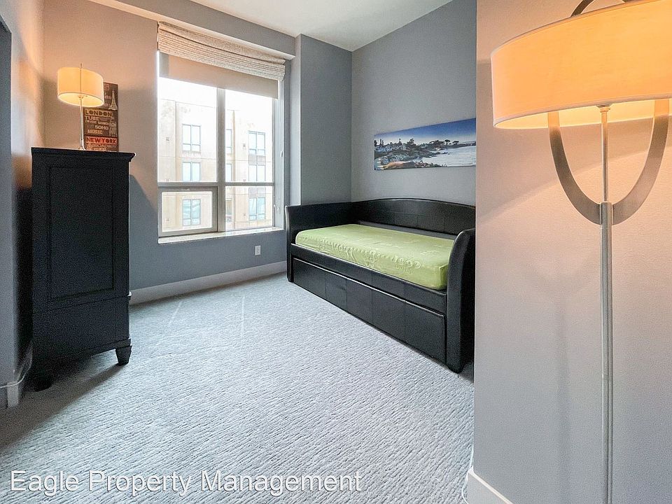 1st image of 1127 15th St Penthouse 1401-201