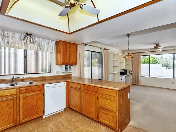 5th image of 9809 W Kimberly Way
