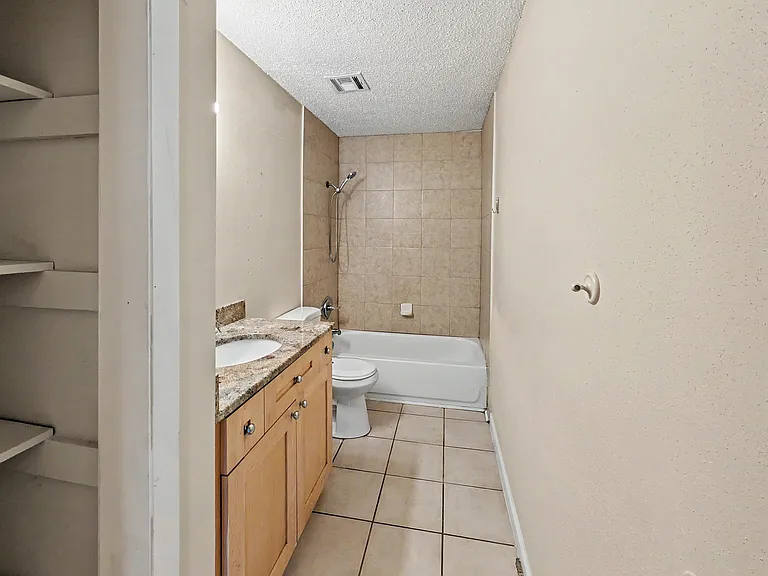 1007 Winton Ave #A — Photo 8