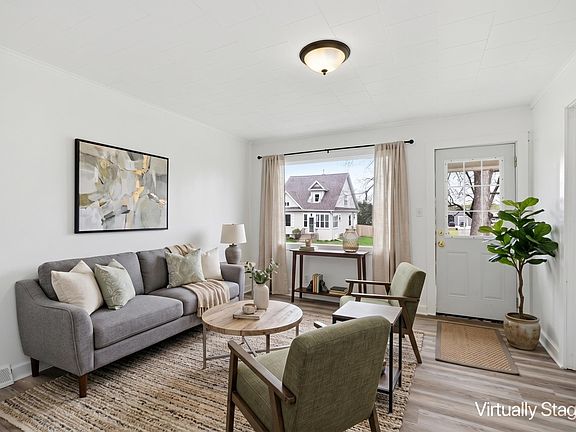 3rd image of 406 W Spring St