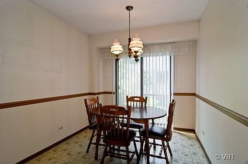 5th image of 1020 N Harlem Ave APT 4E