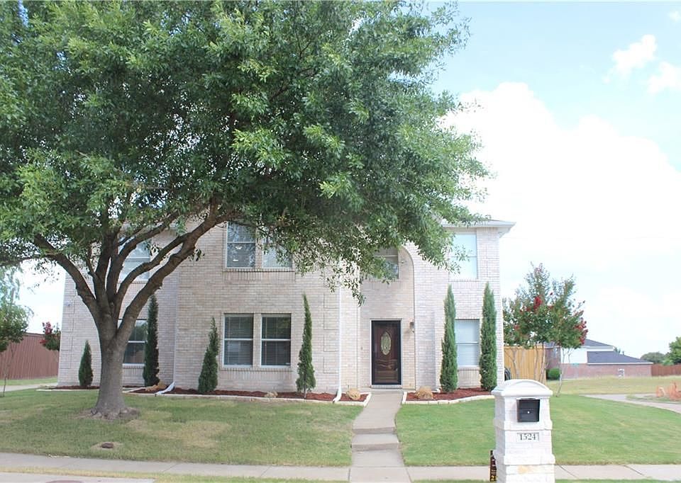 1st image of 1524 Hickory Creek Ln