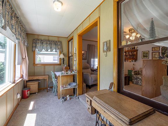 5th image of 210 MORRIS STREET