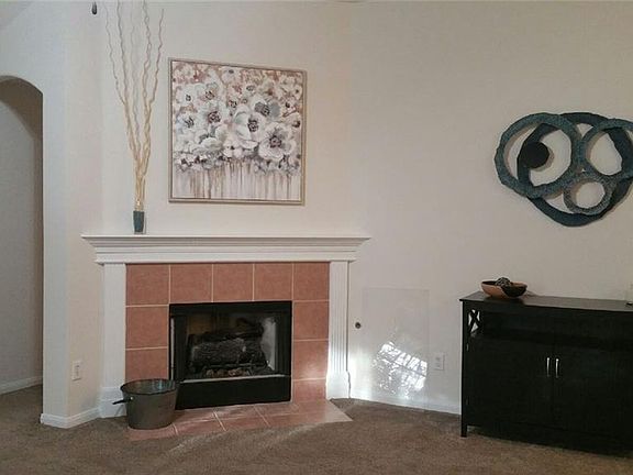 3rd image of 110 Emma Lynn Ln
