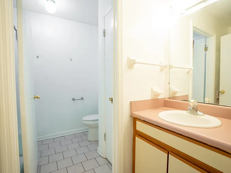 700 Liberty St #A — Photo 11