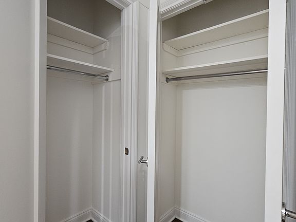 4th image of 235 W 22nd St Front 1-D
