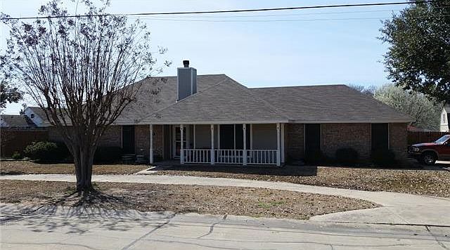 1st image of 100 Meadowcreek Dr