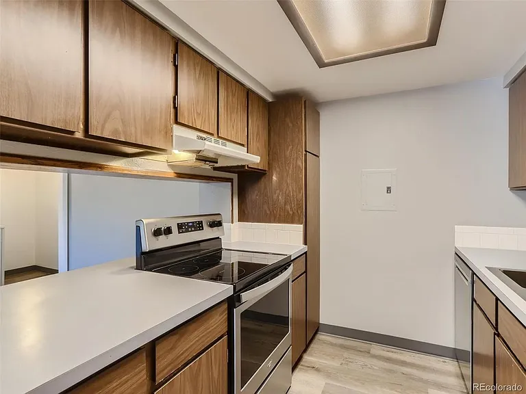 12132 Huron St #204 — Photo 5