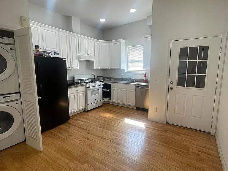 82 Hopkins Ave #1 — Photo 2