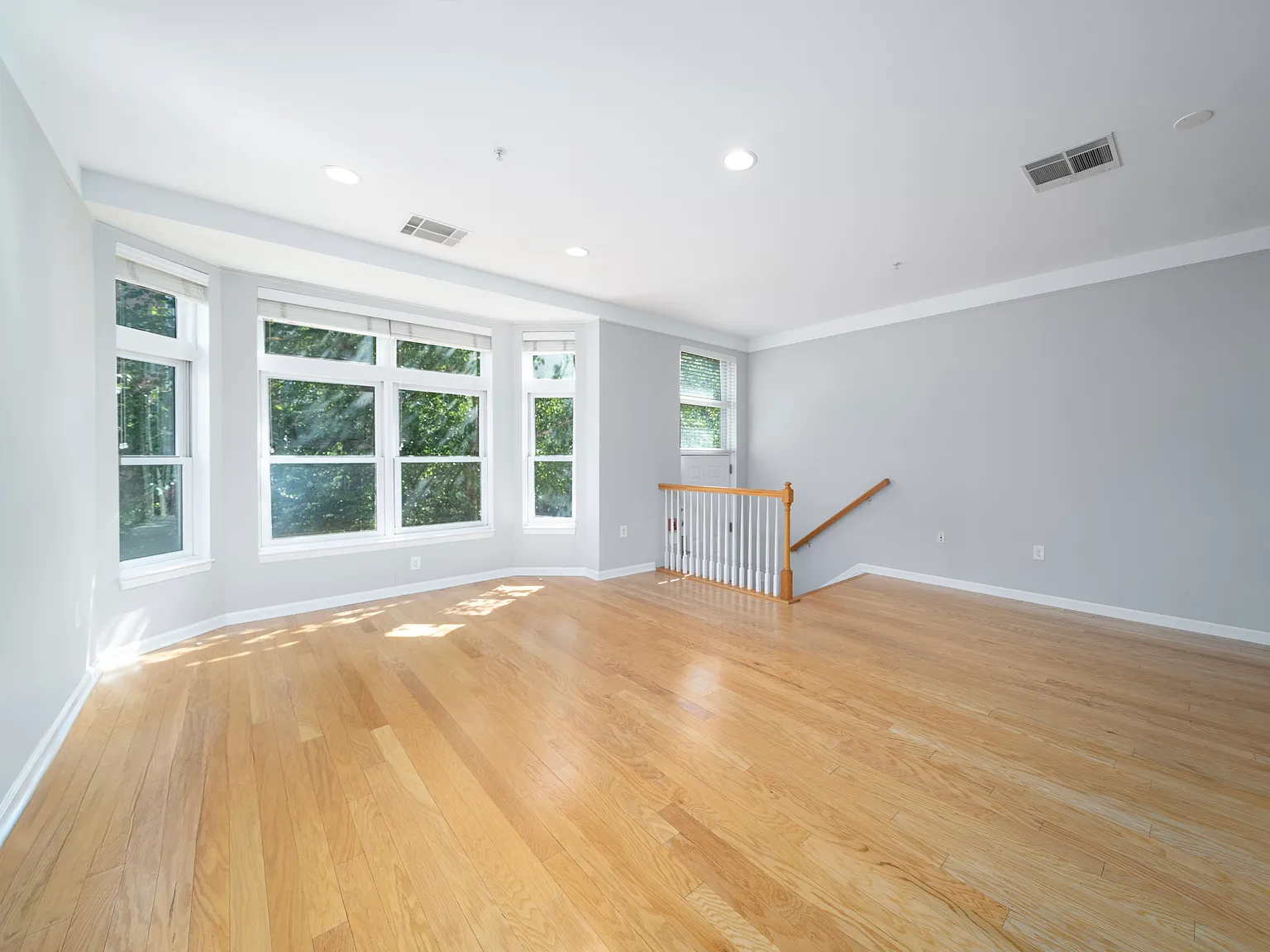 1300 Grand St — Photo 3
