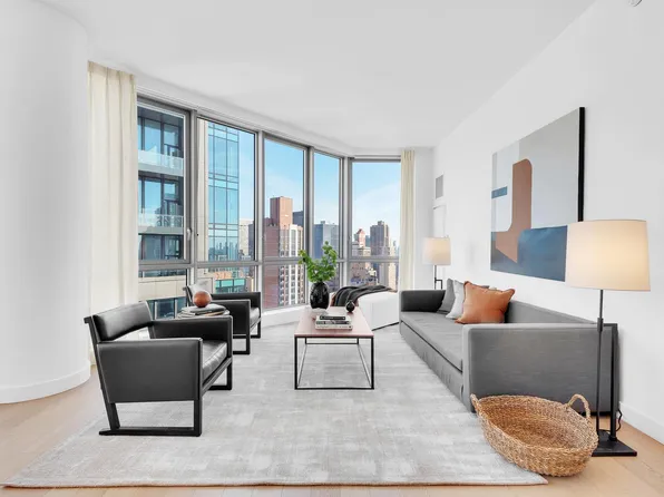 160 Madison Avenue image 3 of 17