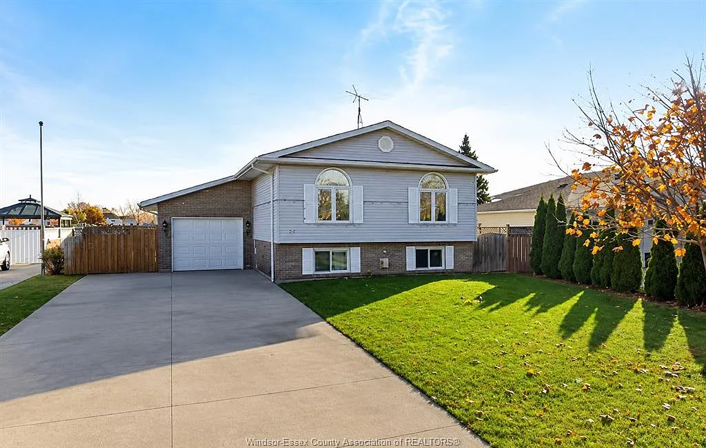 2 bed, $1,950 — Photo 1
