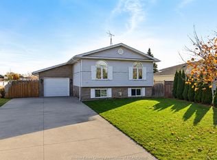 46 Indiana Pl, Amherstburg, ON N9V 3X5