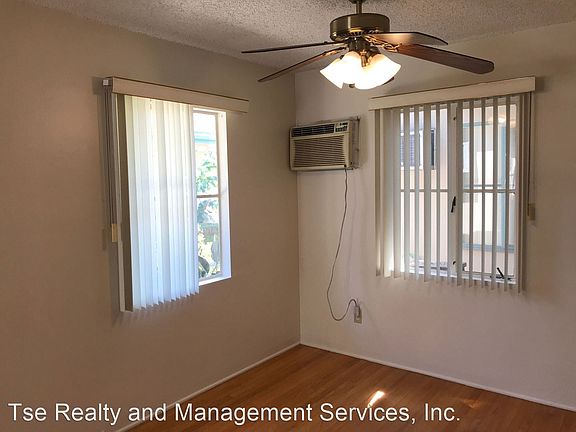 3rd image of 49 N Craig Ave APT 2