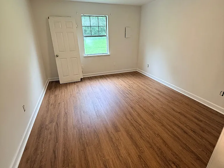 149 Angela Dr #A — Photo 7
