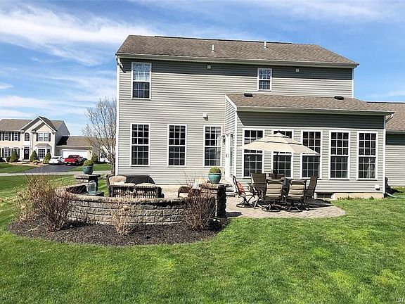 2nd image of 167 Golden Meadows Way