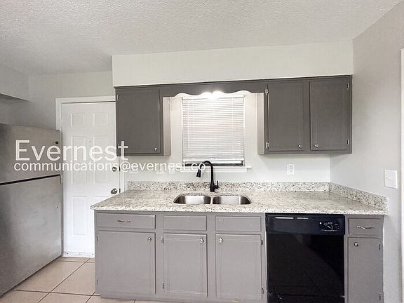 4th image of 3352 Brownbark Dr