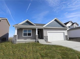 4206 NW Countrywood Dr, Ankeny, IA 50023