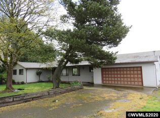 10055 SW Bayou Dr, McMinnville, OR 97128