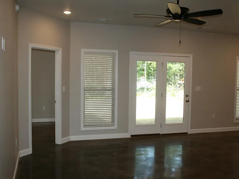 541 Wiregrass Way — Photo 5