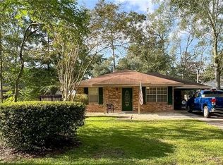 22061 8th St, Abita Springs, LA 70420