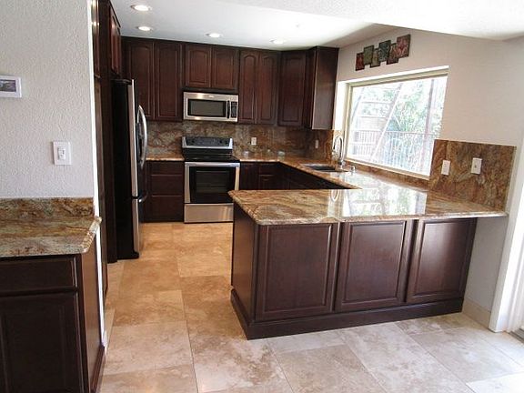 4th image of 5639 W Altadena Ave
