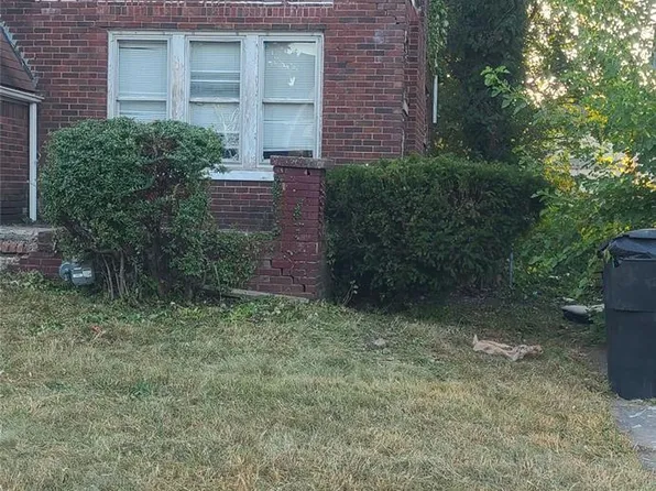 15039 Sorrento St, Detroit, MI 48227